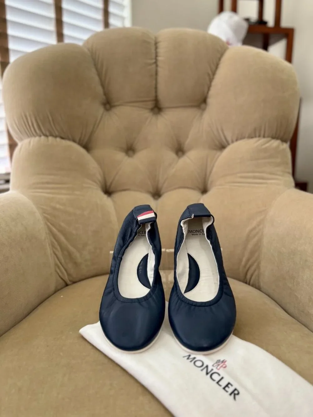 Auth. MONCLER Italy Navy Blue Leather Ballet Ballerina Scrunch Skimmer Flats
